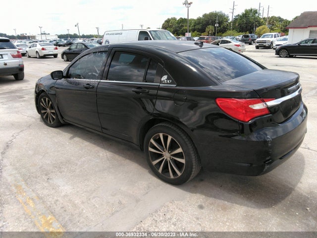 Chrysler 200 Touring 2014 1C3CCBBB2EN107399 Image 3
