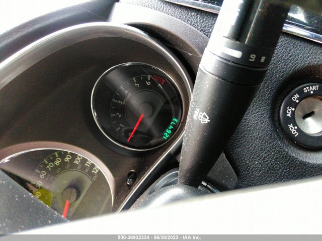 Chrysler 200 Touring 2014 1C3CCBBB2EN107399 Image 7