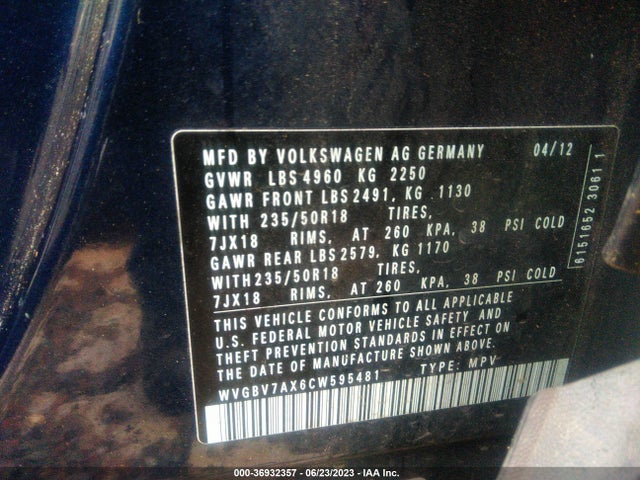 2012 VOLKSWAGEN TIGUAN SE W/SUNROOF & NAV VIN: WVGBV7AX6CW595481
