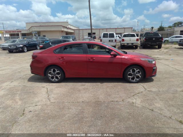 3KPF24AD2ME309219 KIA Forte Lxs