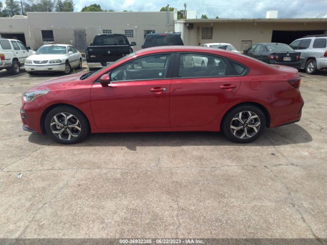 3KPF24AD2ME309219 KIA Forte Lxs