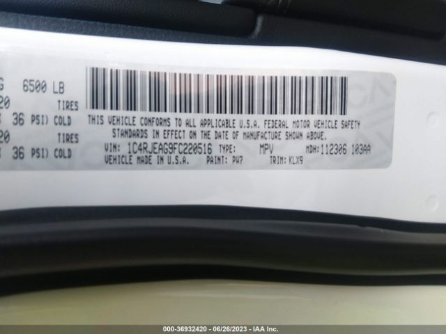 1C4RJEAG9FC220516 Jeep Grand Cherokee Altitude