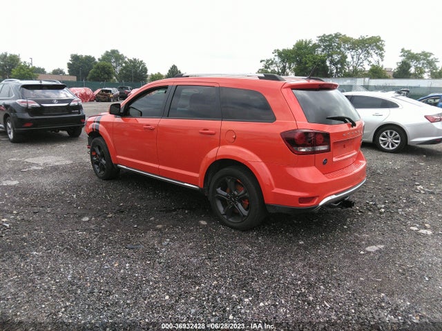 Dodge Journey Crossroad 2018 3C4PDDGG8JT364149 Image 3