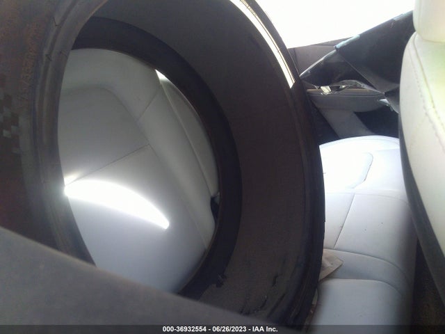Tesla Model Y Performance 2023 7SAYGDEF4PF661886 Image 13