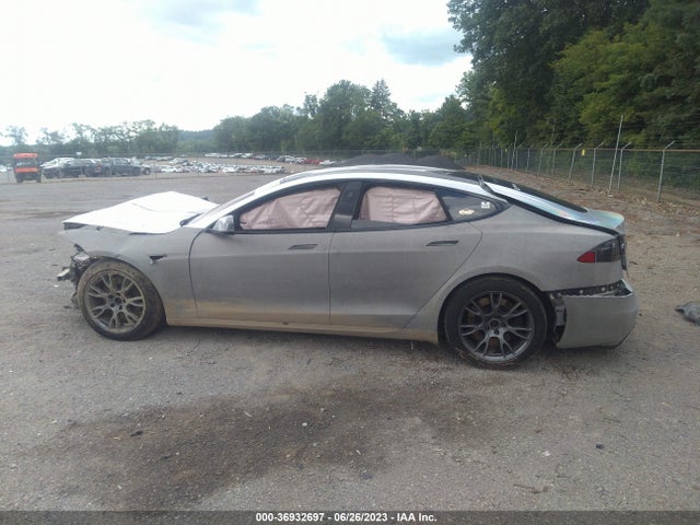 Tesla Model S Plaid 2021 5YJSA1E63MF438513 Image 12