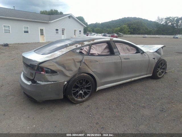 Tesla Model S Plaid 2021 5YJSA1E63MF438513 Image 4