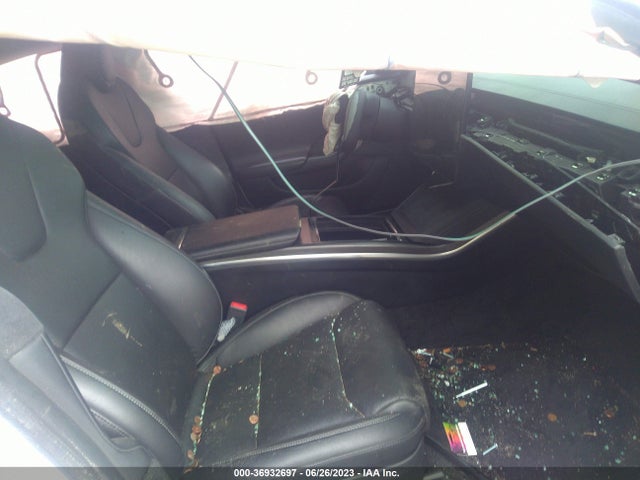 Tesla Model S Plaid 2021 5YJSA1E63MF438513 Image 5