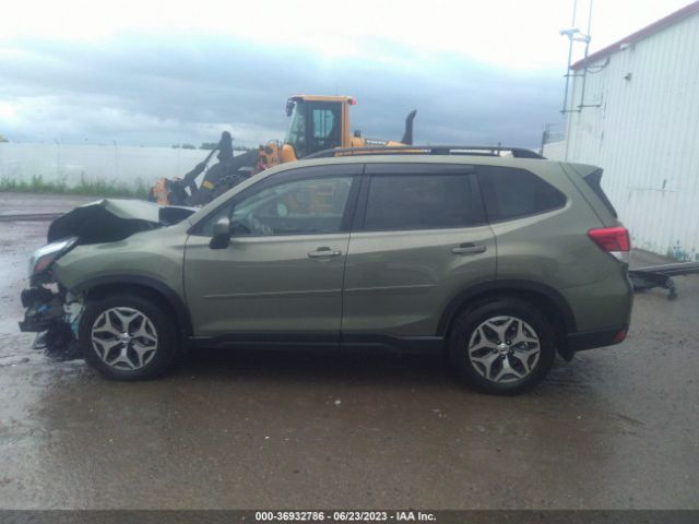 JF2SKAJC5MH585359 Subaru Forester Premium