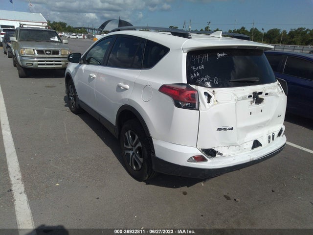 2018 TOYOTA RAV4 LE VIN: JTMZFREV2JJ747092