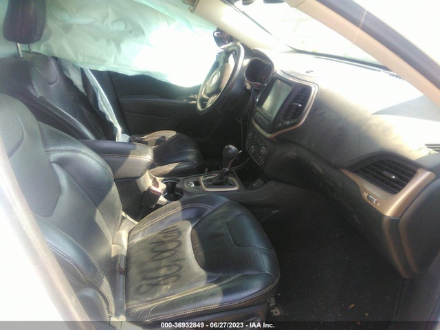 1C4PJLDB6FW738142 Jeep Cherokee Limited