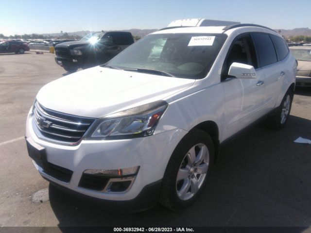 Chevrolet Traverse Lt 2017 1GNKRGKD8HJ347919 Image 2