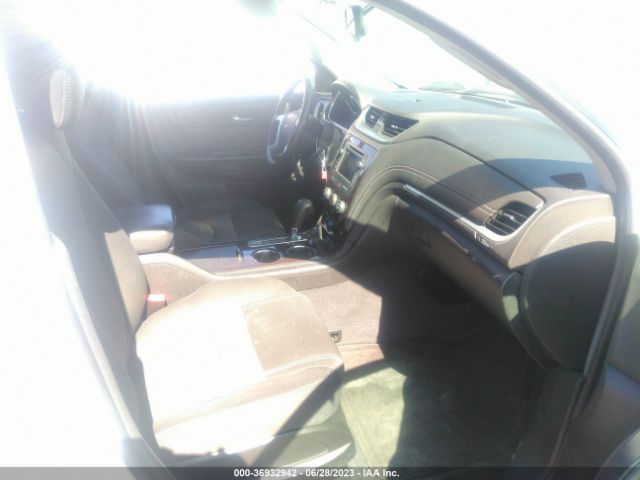 Chevrolet Traverse Lt 2017 1GNKRGKD8HJ347919 Image 5