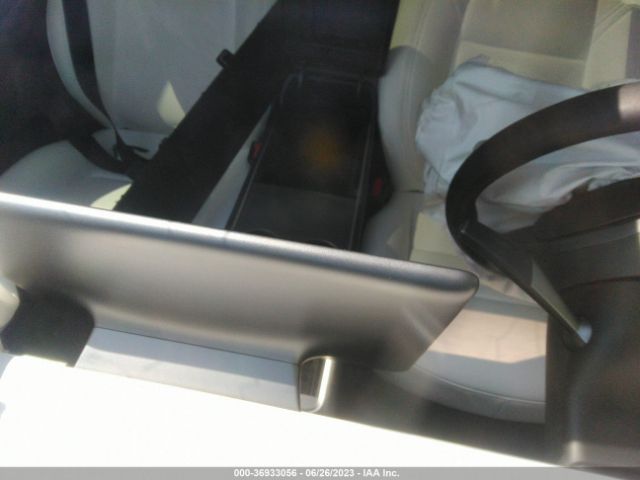7SAYGDEF8NF342021 Tesla Model Y Performance