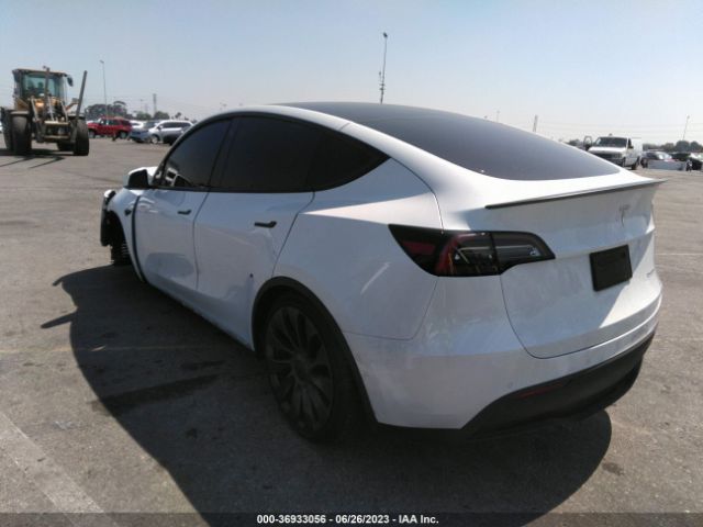 7SAYGDEF8NF342021 Tesla Model Y Performance