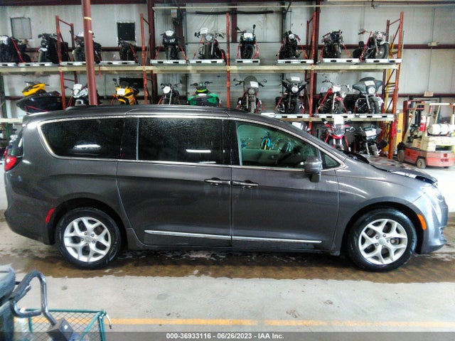 2C4RC1BG3HR676636 Chrysler Pacifica Touring-l