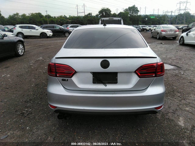3VW4T7AJ2EM230021 Volkswagen Jetta Sedan Gli