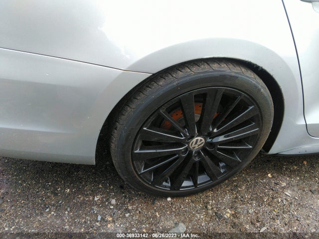 3VW4T7AJ2EM230021 Volkswagen Jetta Sedan Gli