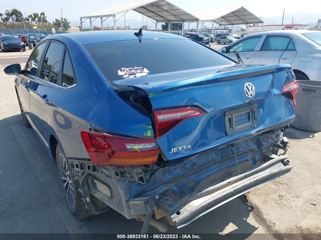 3VWE57BU1KM050984 Volkswagen JETTA SEL