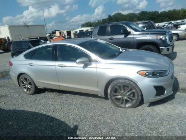 3FA6P0CD8KR150032 Ford FUSION SEL