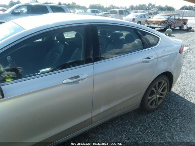 3FA6P0CD8KR150032 Ford FUSION SEL