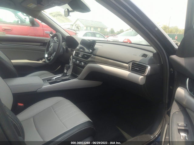 2019 HONDA ACCORD SEDAN LX 1.5T VIN: 1HGCV1F17KA061266