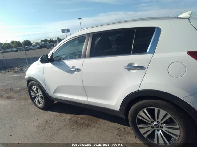 KNDPC3AC5F7745858 KIA Sportage Ex