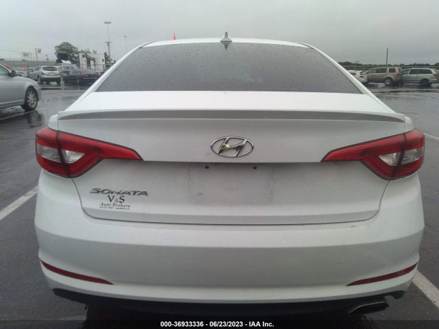 2017 HYUNDAI SONATA SE VIN: 5NPE24AF8HH496111