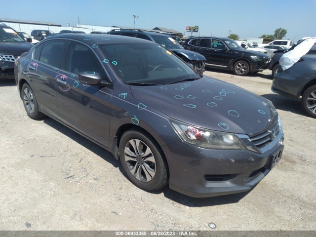 2015 1HGCR2F36FA221011 main image