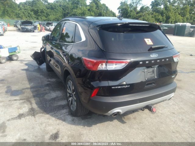 1FMCU9J94LUA69687 Ford Escape Titanium