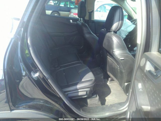 1FMCU9J94LUA69687 Ford Escape Titanium