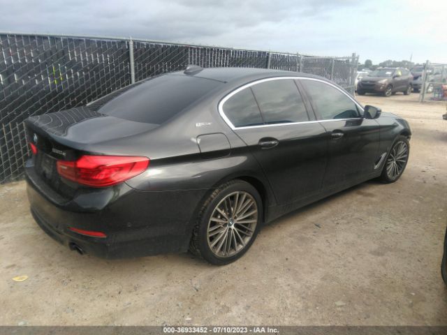 WBAJA9C53JB033932 BMW 5 Series 530e Iperformance