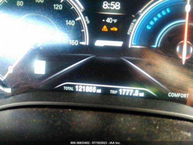 WBAJA9C53JB033932 BMW 5 Series 530e Iperformance