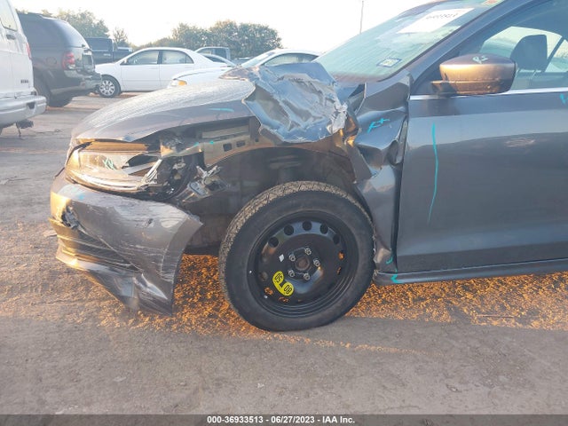 3VW2B7AJ4HM253105 Volkswagen Jetta 1.4t S