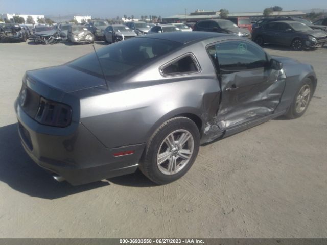1ZVBP8AM4E5284986 Ford Mustang V6