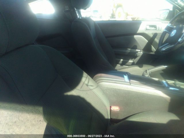 1ZVBP8AM4E5284986 Ford Mustang V6