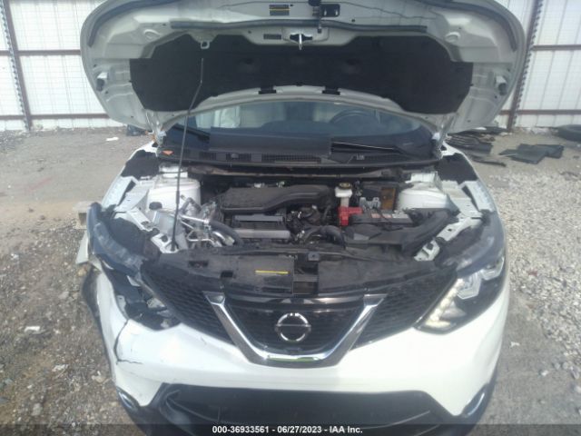 JN1BJ1CP9JW101365 Nissan Rogue Sport Sl