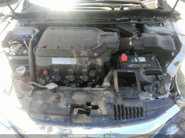 1HGCR3F99HA016585 Honda Accord Sedan Touring