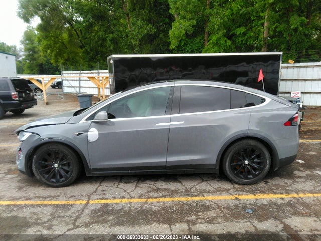 Tesla Model X 90d/75d/100d 2017 5YJXCDE2XHF052501 Image 13