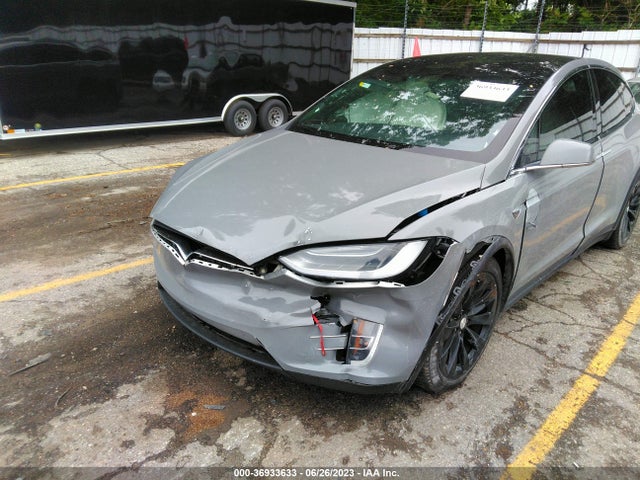 Tesla Model X 90d/75d/100d 2017 5YJXCDE2XHF052501 Image 6