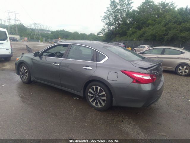 1N4AL3AP2HC108239 Nissan Altima 2.5 Sv