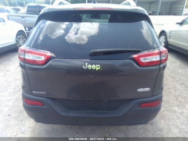 1C4PJLLB9JD561964 Jeep Cherokee Latitude Plus