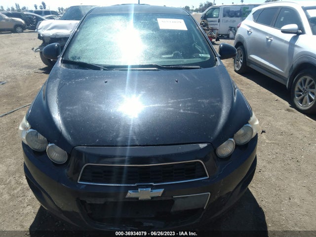 Chevrolet SONIC LT 2014 1G1JC5SG3E4220308 Image 4