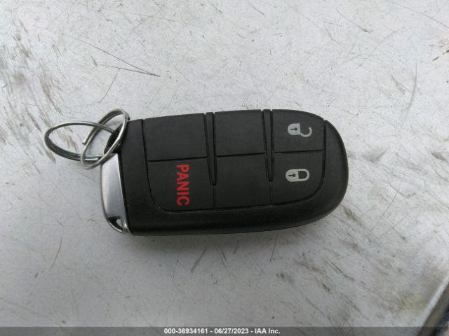 3C4PDCBB2KT719209 Dodge JOURNEY SE