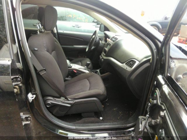 3C4PDCBB2KT719209 Dodge JOURNEY SE