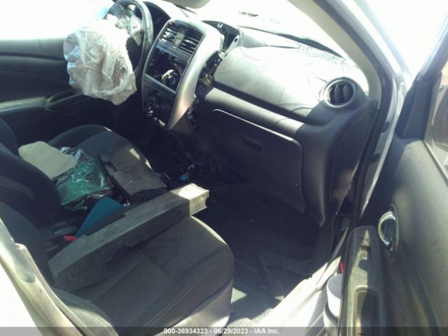 3N1CN7AP1JL811333 Nissan Versa Sedan Sv
