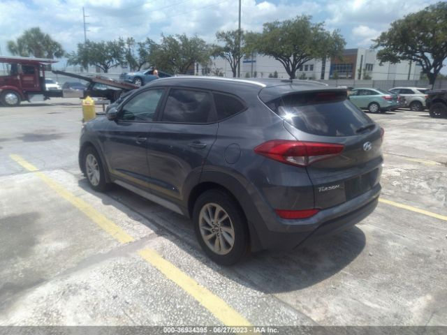 KM8J3CA47HU498745 Hyundai TUCSON SE