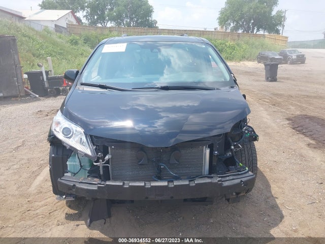 Toyota Sienna Xle Auto Access 2019 5TDYZ3DCXKS010663 Image 4