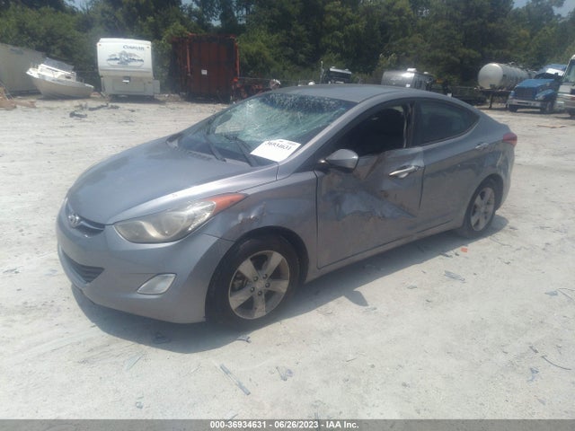 2013 HYUNDAI ELANTRA GLS VIN: KMHDH4AE8DU661183