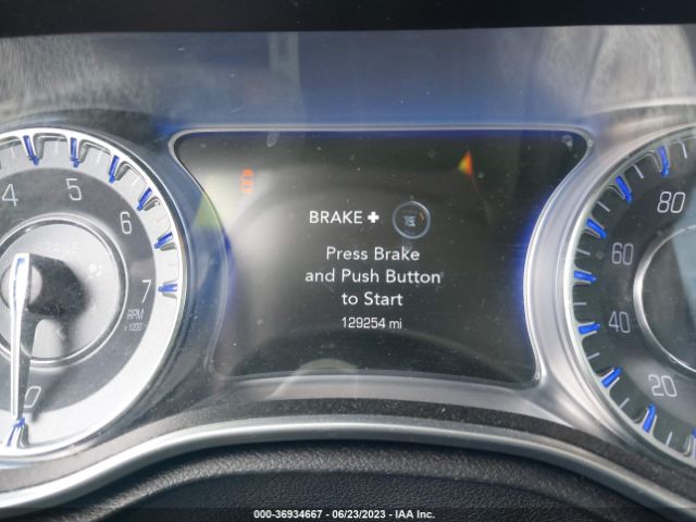 Chrysler 300 300c 2016 2C3CCAEG3GH147732 Image 16
