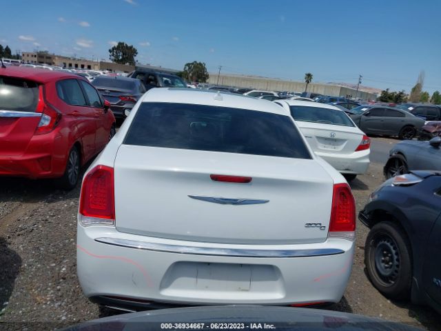 Chrysler 300 300c 2016 2C3CCAEG3GH147732 Image 17